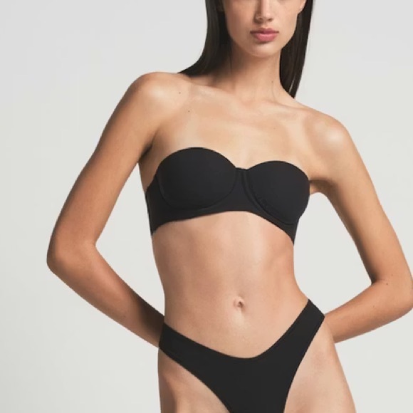 NWT Skims Fits Everybody Strapless Bra - Picture 2 of 3